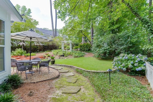 3219 Parkridge Cres, Chamblee, GA 30341 - view of yard featuring a patio area and outdoor dining area