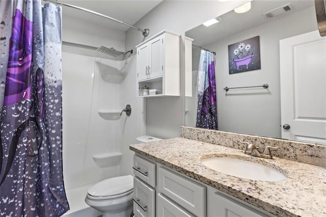 bathroom featuring visible vents, toilet, vanity, and a shower with curtain