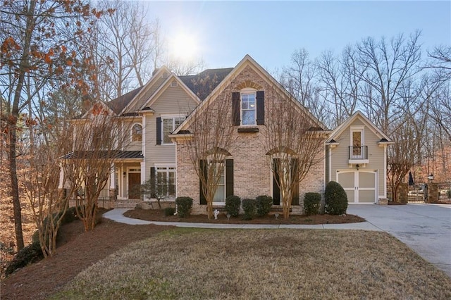 view of front of house with a garage and a front yard