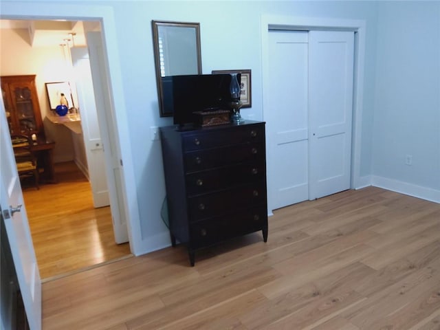 3655 Peachtree Rd Unit 203, Atlanta, GA 30319 - bedroom featuring light wood-style floors and a closet