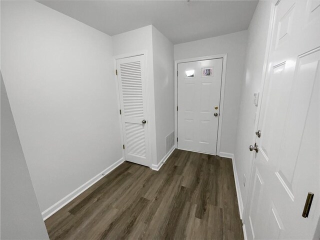 2231 Mill Garden Pl, Buford, GA 30519 - unfurnished dining area featuring light wood-type flooring and baseboards