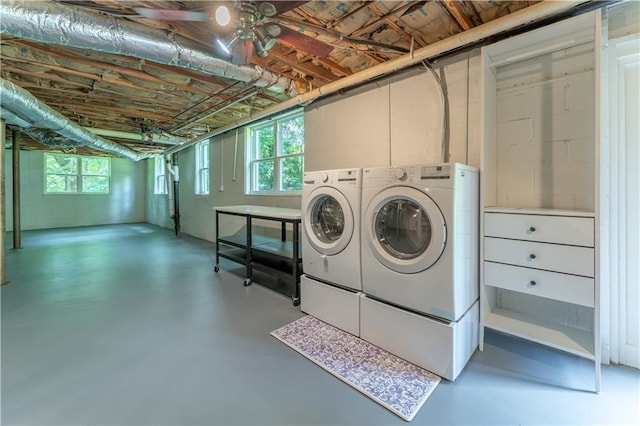 3620 W Lawrenceville St, Duluth, GA 30096 - laundry area with washing machine and dryer