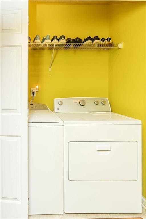 68 Paradise Pointe, Douglasville, GA 30134 - laundry area featuring separate washer and dryer