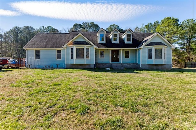 view of front of property with a front lawn