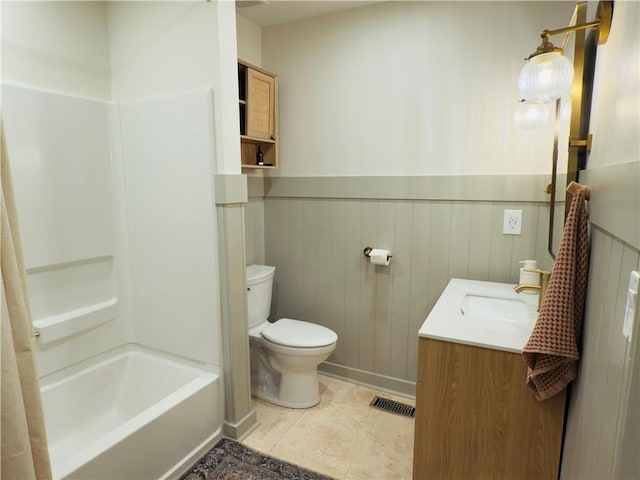 2193 Kildare Way NW, Kennesaw, GA 30152 - bathroom with vanity and wainscoting