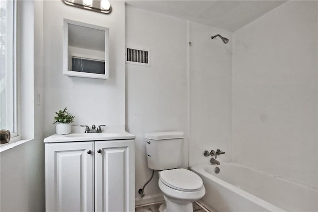 783 Lost Creek Cir, Stone Mountain, GA 30088 - full bathroom with toilet, vanity, and shower / tub combination