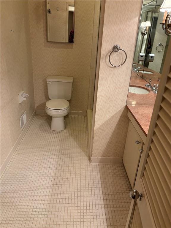 3358 Stonecrest Ct, Atlanta, GA 30341 - full bathroom featuring toilet, tile patterned flooring, vanity, and a shower