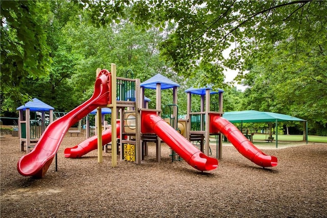 3711 Spinnaker Cir, Alpharetta, GA 30005 - community play area featuring view of wooded area