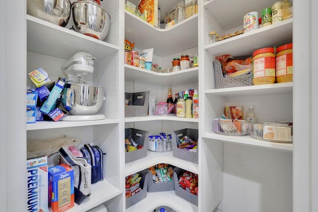 7190 Tributary Ct, Cumming, GA 30040 - view of pantry