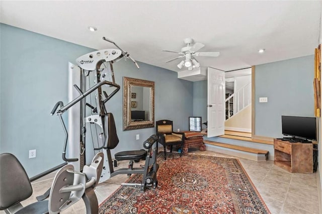 workout area with recessed lighting, tile patterned flooring, a ceiling fan, and baseboards