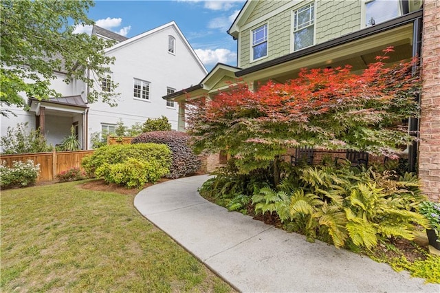 view of yard featuring fence