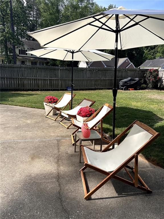 10 Callaway Ct, Hiram, GA 30141 - view of patio / terrace featuring fence