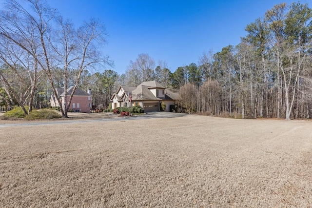 view of front of house with driveway and an attached garage