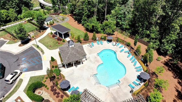 408 Townly Ct, Alpharetta, GA 30009 - bird's eye view of a pool area and a tree filled landscape