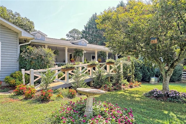 476 Franklin St, Dillard, GA 30537 - view of green lawn with covered porch