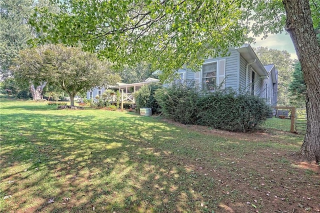 476 Franklin St, Dillard, GA 30537 - view of yard