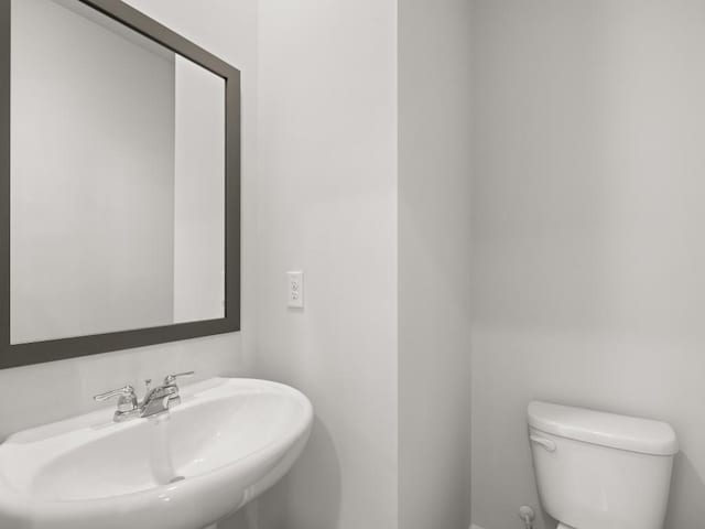 13 Coggins Pl, Rome, GA 30165 - half bath featuring a sink and toilet