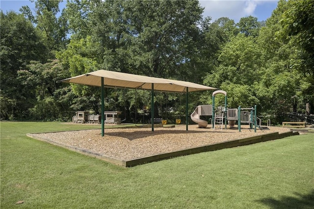 3899 Carlton Dr, Chamblee, GA 30341 - communal playground featuring a lawn