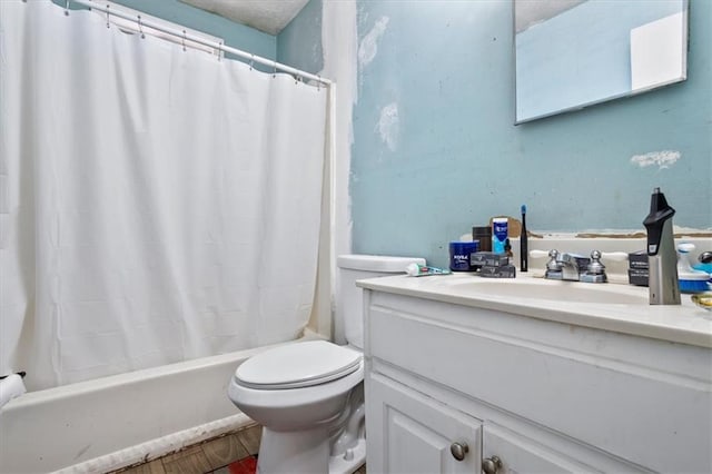 full bathroom with vanity, toilet, and shower / tub combo