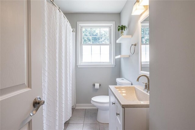 2010 2nd Ave, Decatur, GA 30032 - full bath featuring vanity and tile patterned floors