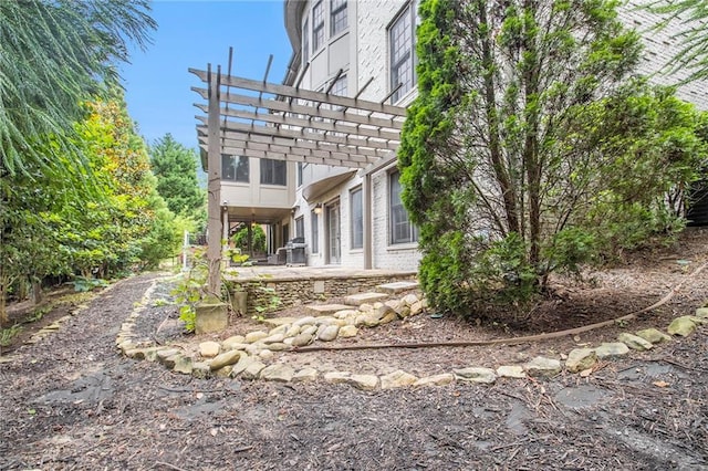 3015 Southmoor Trce, Roswell, GA 30075 - back of house with a pergola and a patio