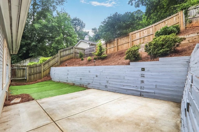 2983 Crosswycke Forest Dr, Brookhaven, GA 30319 - fenced backyard featuring a patio area