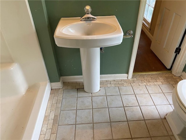 3794 W Hayward Ct, Tucker, GA 30084 - bathroom with baseboards and toilet