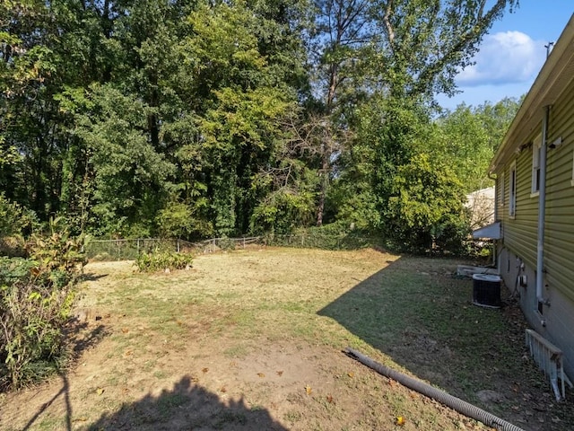 view of yard with central AC unit