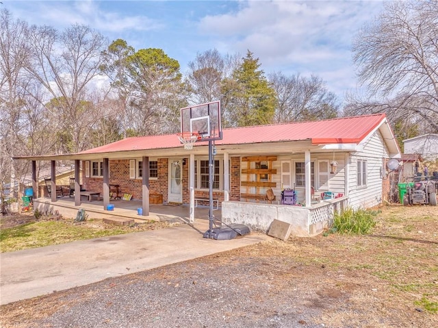 view of front of home with a porch