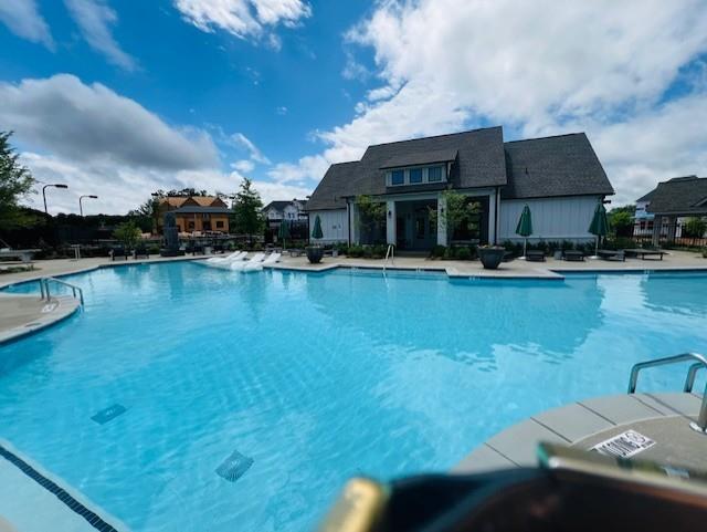6930 Pond View Dr, Cumming, GA 30028 - community pool with fence