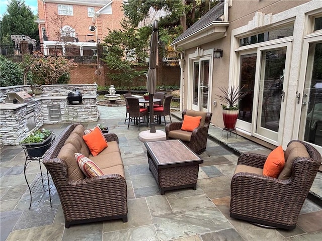 view of patio featuring an outdoor hangout area