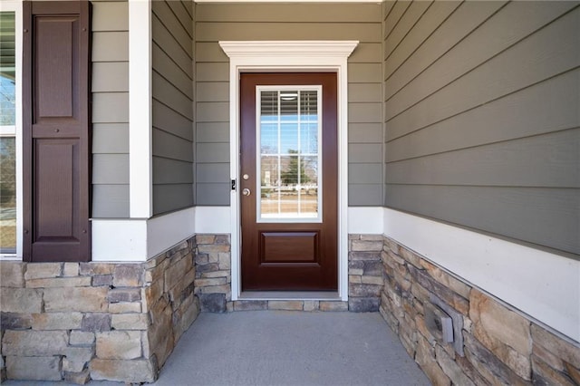 view of property entrance