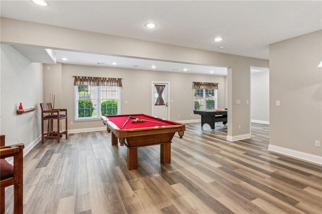 playroom featuring recessed lighting, baseboards, billiards, and light wood finished floors