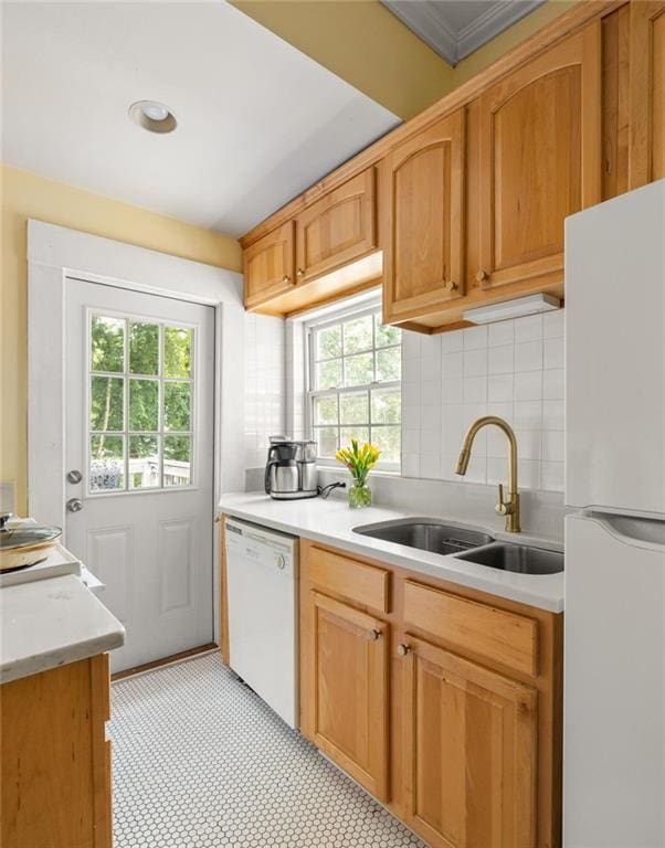 737 Barnett St NE Unit B6, Atlanta, GA 30306 - kitchen featuring white appliances, light countertops, and backsplash