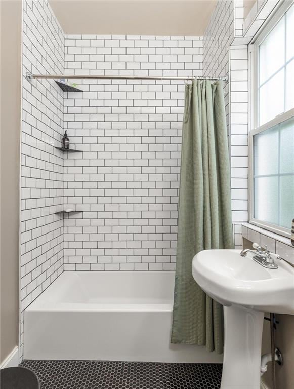 737 Barnett St NE Unit B6, Atlanta, GA 30306 - full bath featuring shower / bath combo with shower curtain and tile patterned floors