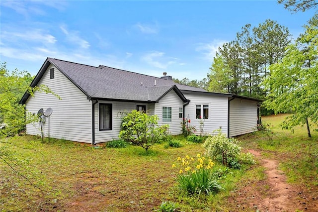 415 Southridge Rd, Winder, GA 30680 - rear view of property with roof with shingles
