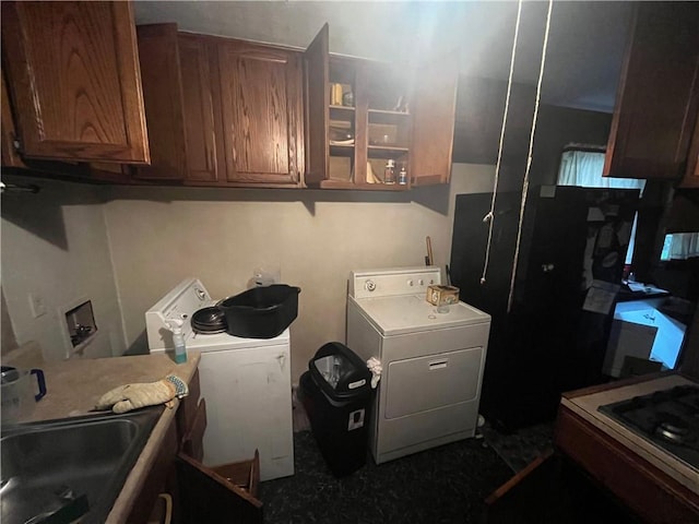 301 Sisson Ave NE, Atlanta, GA 30317 - laundry area with separate washer and dryer