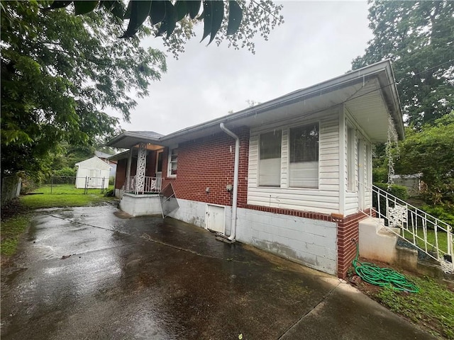 301 Sisson Ave NE, Atlanta, GA 30317 - view of side of property with brick siding