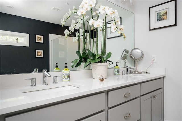 1821 Huntington Hills Ln NW, Atlanta, GA 30309 - full bathroom featuring double vanity