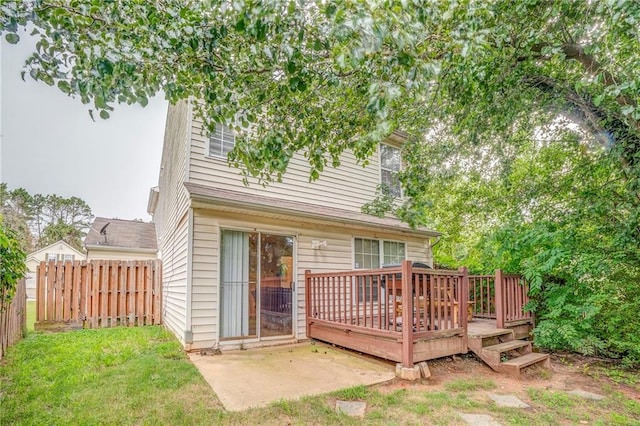 3623 Thurleston Ct SW, Marietta, GA 30008 - back of property with a deck