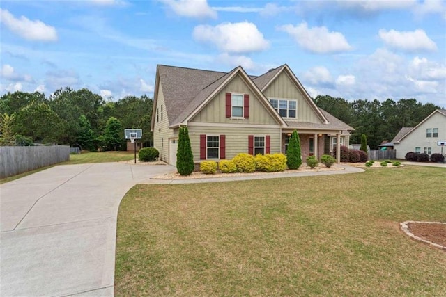 35 Huntington Way, Williamson, GA 30292 - craftsman-style house featuring fence, board and batten siding, a front lawn, and driveway