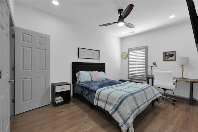 208 Wade Creek Rd, Alpharetta, GA 30009 - bedroom featuring wood finished floors, recessed lighting, a ceiling fan, and baseboards