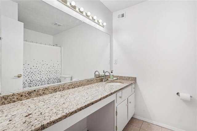 laundry area with independent washer and dryer, wood-type flooring, and electric panel