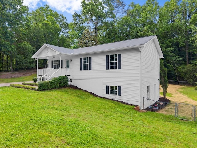 60 Weeping Willow Ln, Dawsonville, GA 30534 - view of front of home featuring a porch and a gate