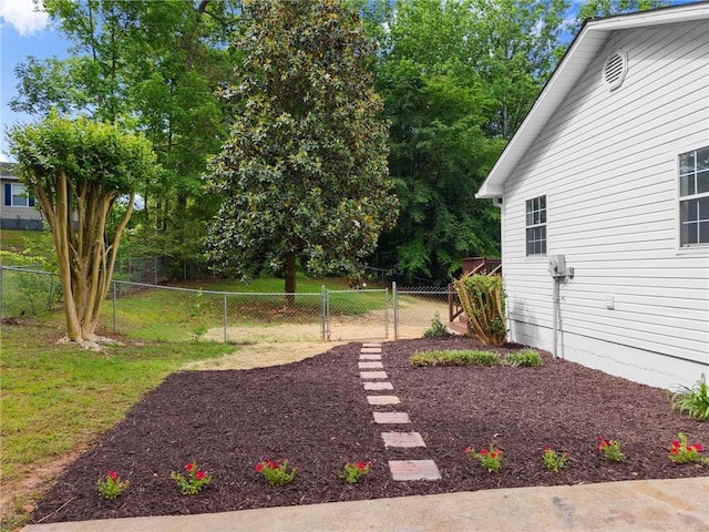 60 Weeping Willow Ln, Dawsonville, GA 30534 - view of yard featuring fence