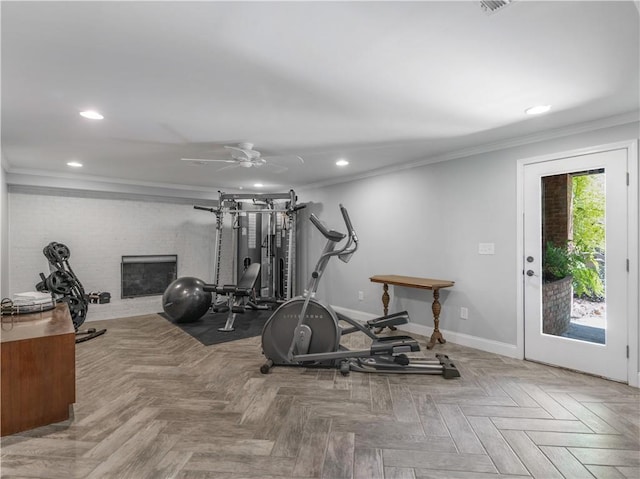 exercise room with recessed lighting, baseboards, ornamental molding, and ceiling fan