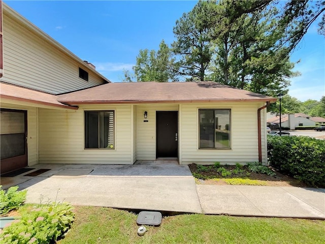 1152 Country Ct, Lawrenceville, GA 30044 - view of front of home