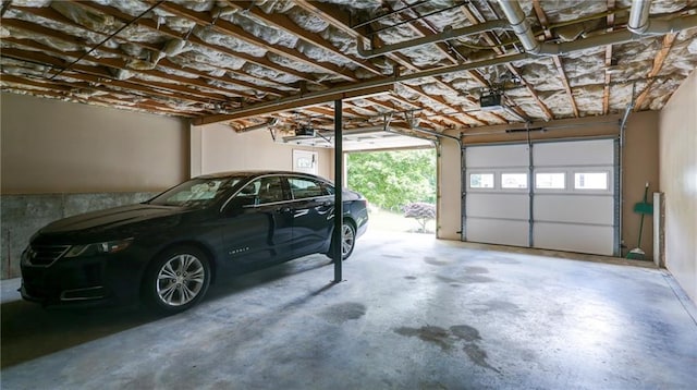 188 Crystal Creek Dr, Jasper, GA 30143 - garage with a garage door opener