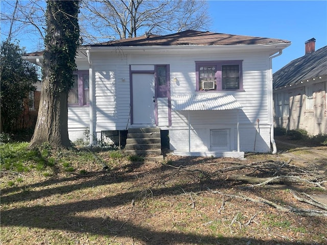 view of front of home with entry steps