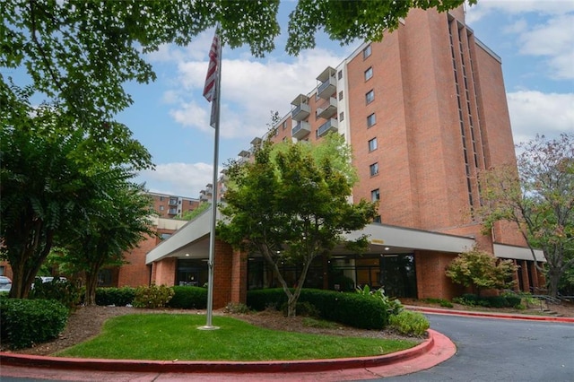 view of building exterior